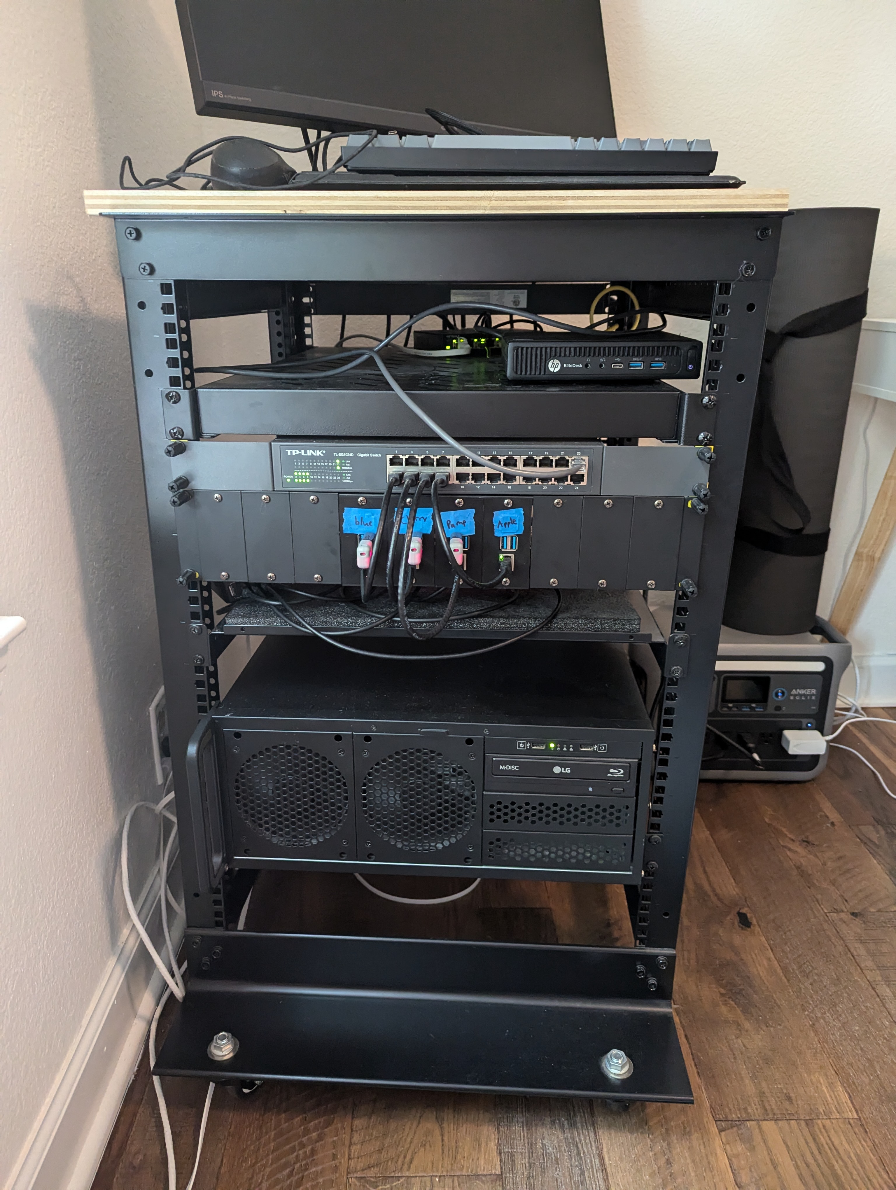 Server rack